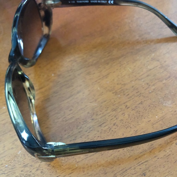 Tom Ford green/brown tortoise sunglasses - Picture 4 of 5
